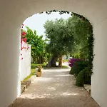 מלון Masseria Torre Coccaro Savelletri