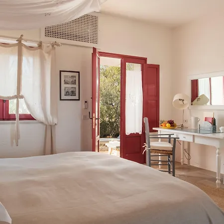 Masseria Torre Coccaro Hotel 5*