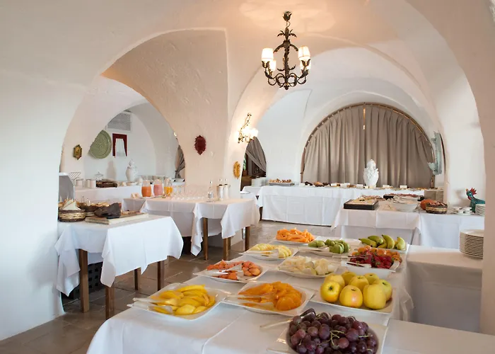 호텔 Masseria Torre Coccaro 5*